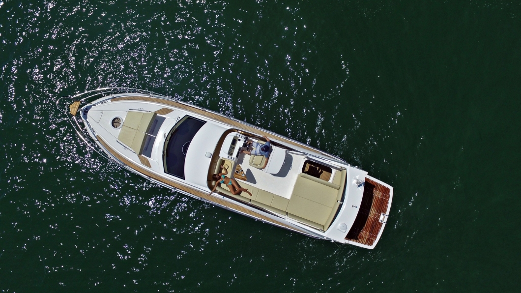 TRITON 520 FLY HD (30)